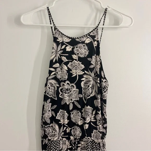 AE Black & White Jumpsuit - Picture 5 of 7